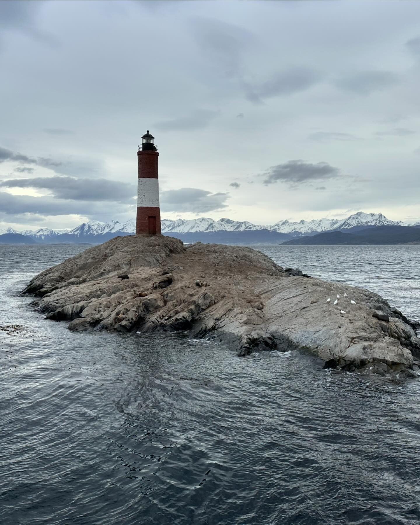 Some days in Ushuaia, Argentina, "The end of the world city / Ciudad del fin del mundo", since I was a kid I wanted to visit this city due to the cool "Tierra del Fuego" (Fire's Place) in the maps, I stayed just for 3 days but it was amazing and I want to go back in the future, everything is recorded in 360 on my YouTube channel