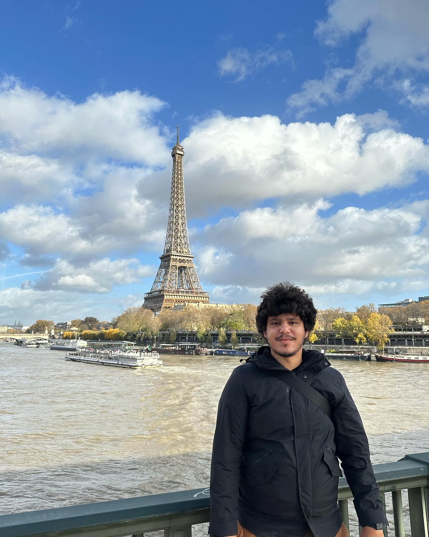 Fotos clássicas da Torre Eiffel, todas tiradas com ajuda do meu tripé @ulanzi_official MA09 <3