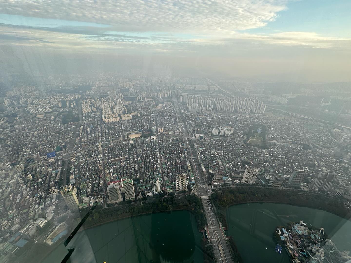 View of Seoul from the top of Seoul Sky/Lotte World Tower