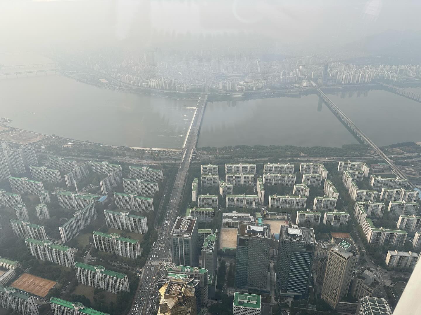 View of Seoul from the top of Seoul Sky/Lotte World Tower