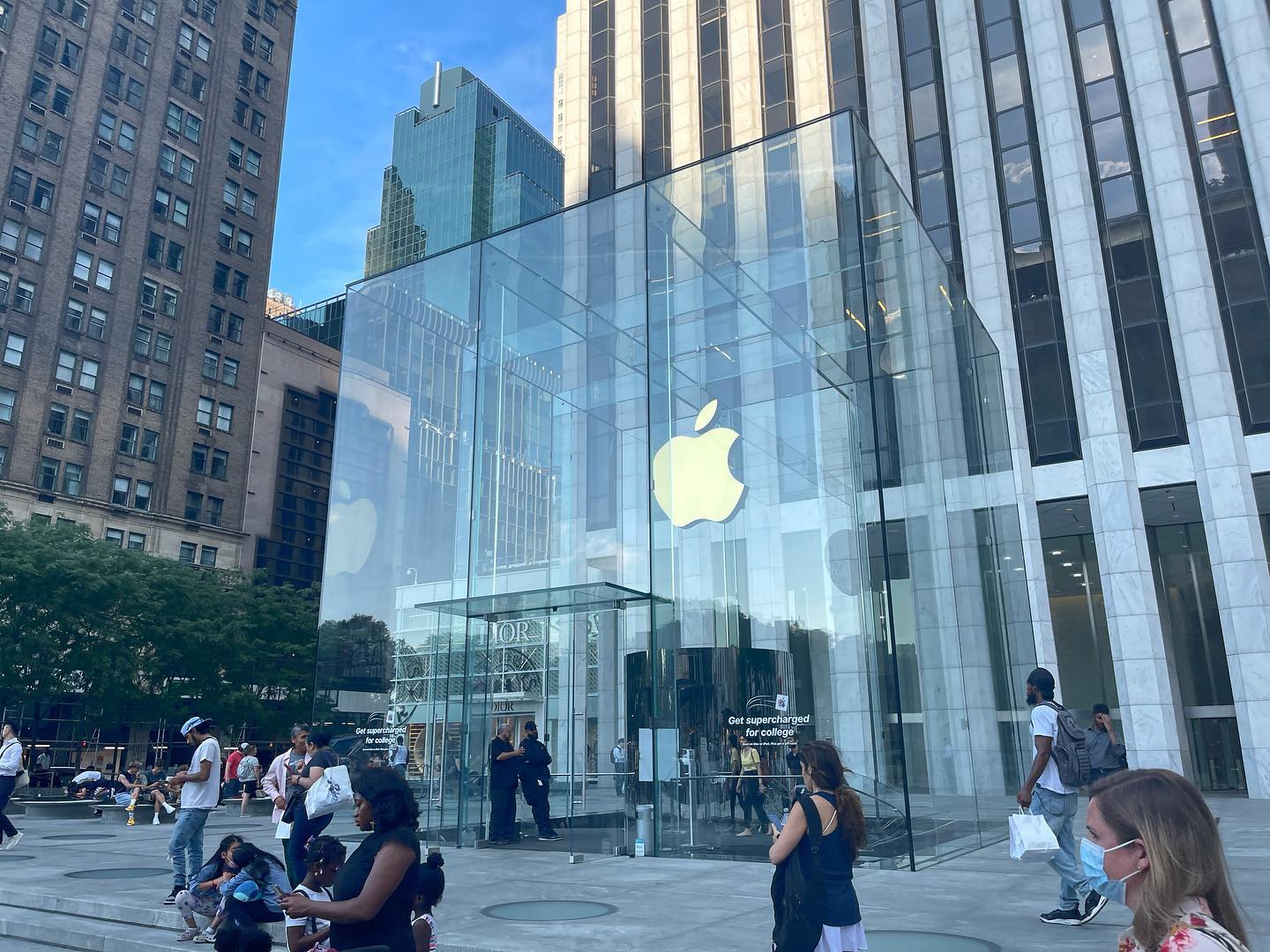 The iconic Fifth Avenue Apple Store