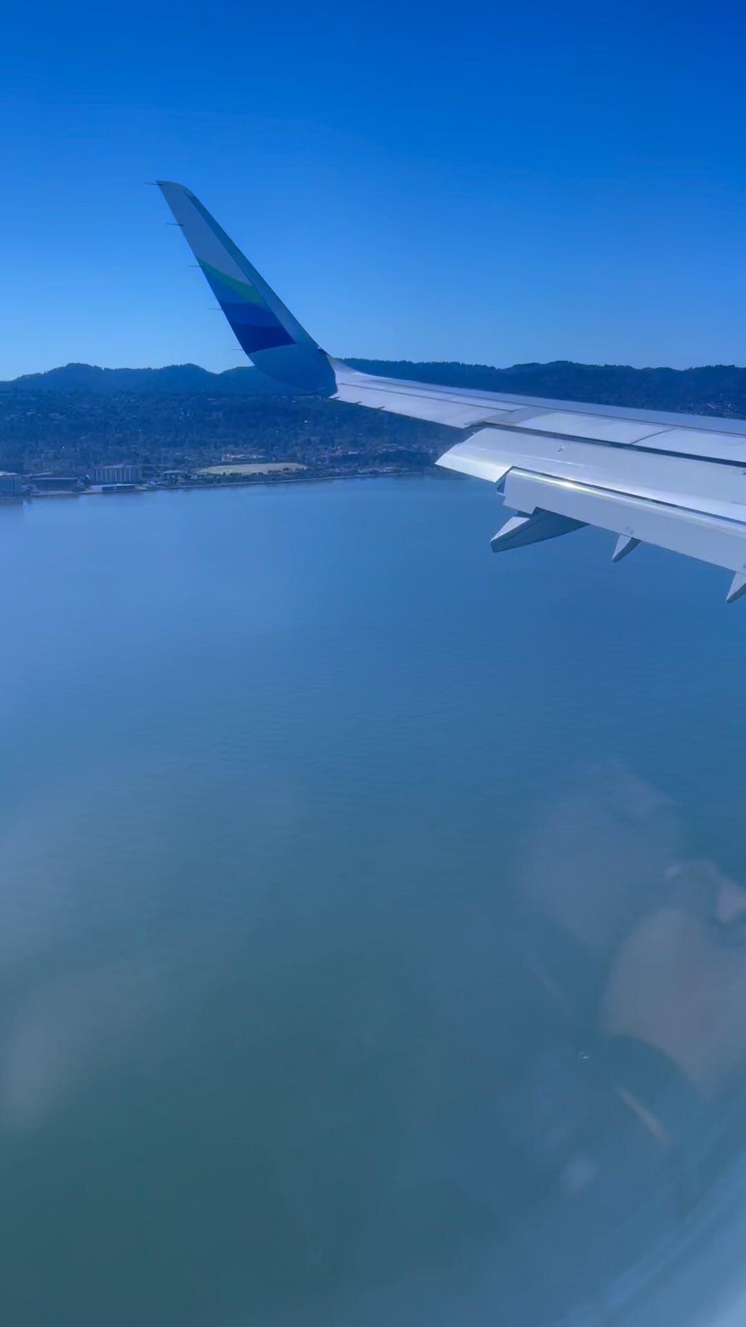 Arrival in San Francisco, the fright you get when you see so much water near the airport