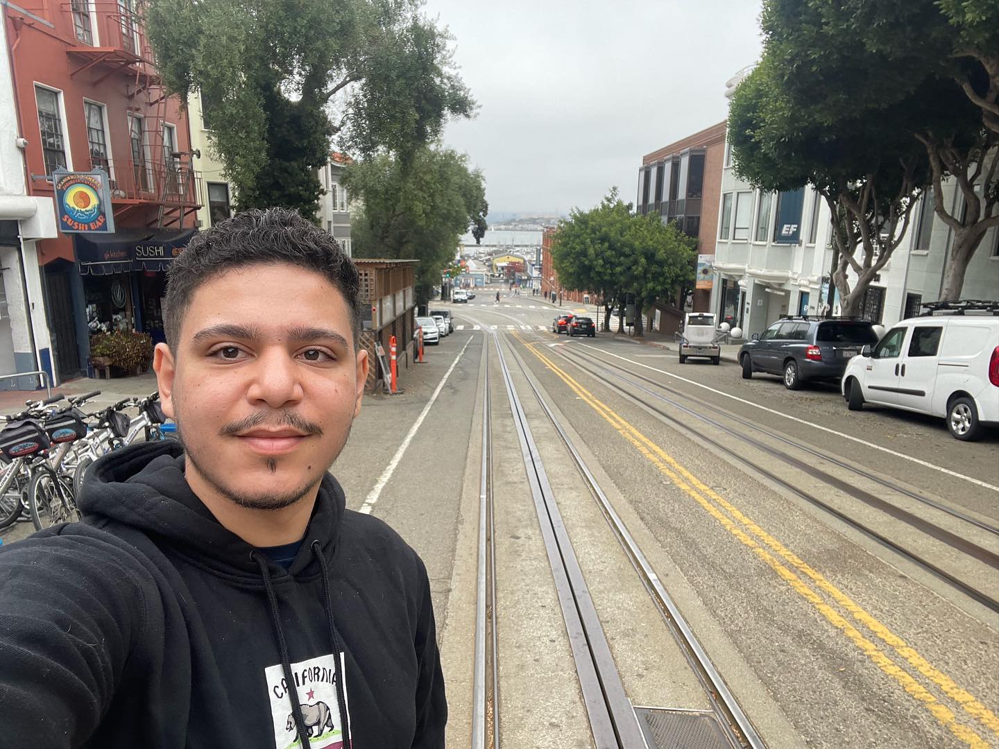 Start of the Golden Gate Bridge bike tour