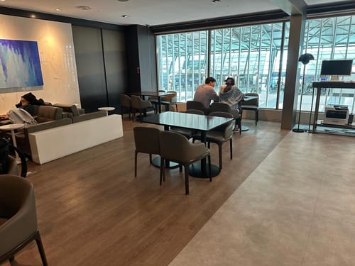 Sky Hub lounge at Incheon Airport in South Korea