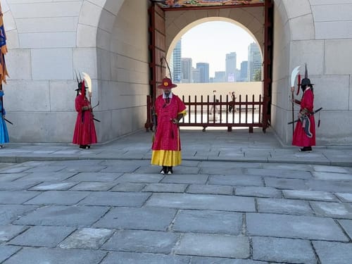 Changing of the Guard at Gyeongbokgung Palace