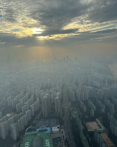 Vista de Seul no topo do Seoul Sky/Lotte World Tower, fotos verticais