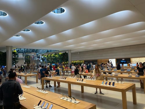 A icônica Apple Store da Quinta Avenida