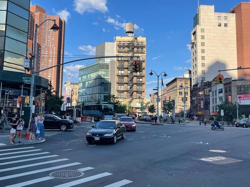 Passeio em Chinatown de Nova York com um pouco de chuva