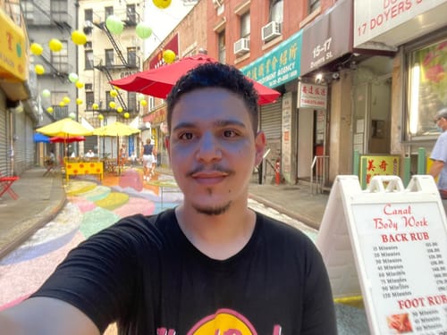 Passeio em Chinatown de Nova York com um pouco de chuva