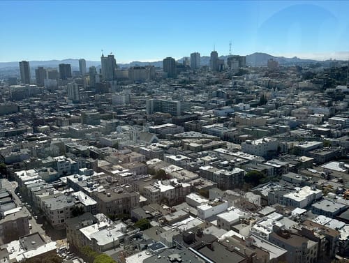 Vista de San Francisco no topo da Coit Tower, na época o elevador não funcionava e tive que subir ela pelas escadas 🥵