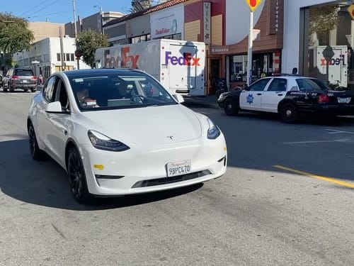 By Tesla through the streets of San Franscisco