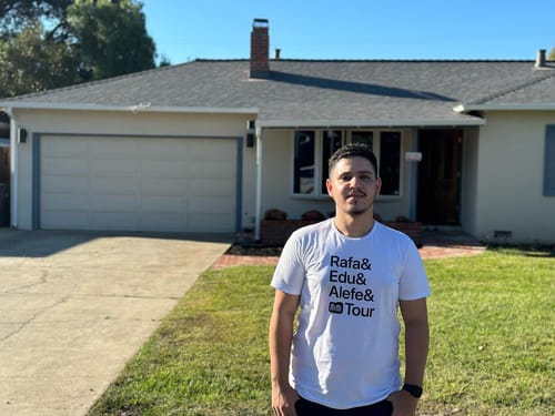 Steve Jobs' former home, home to Apple's foundation garage