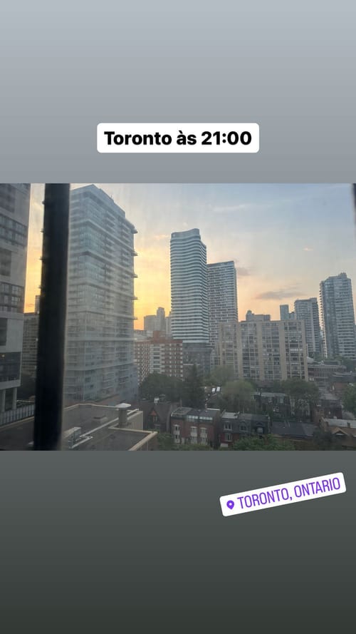 Toronto at 21:00