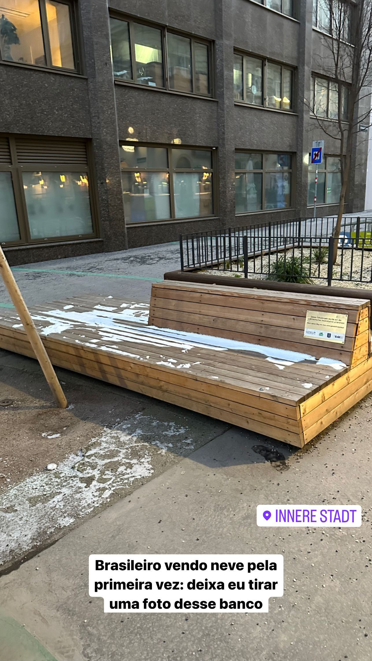 Brazilian seeing snow for the first time: let me take a picture of this bench