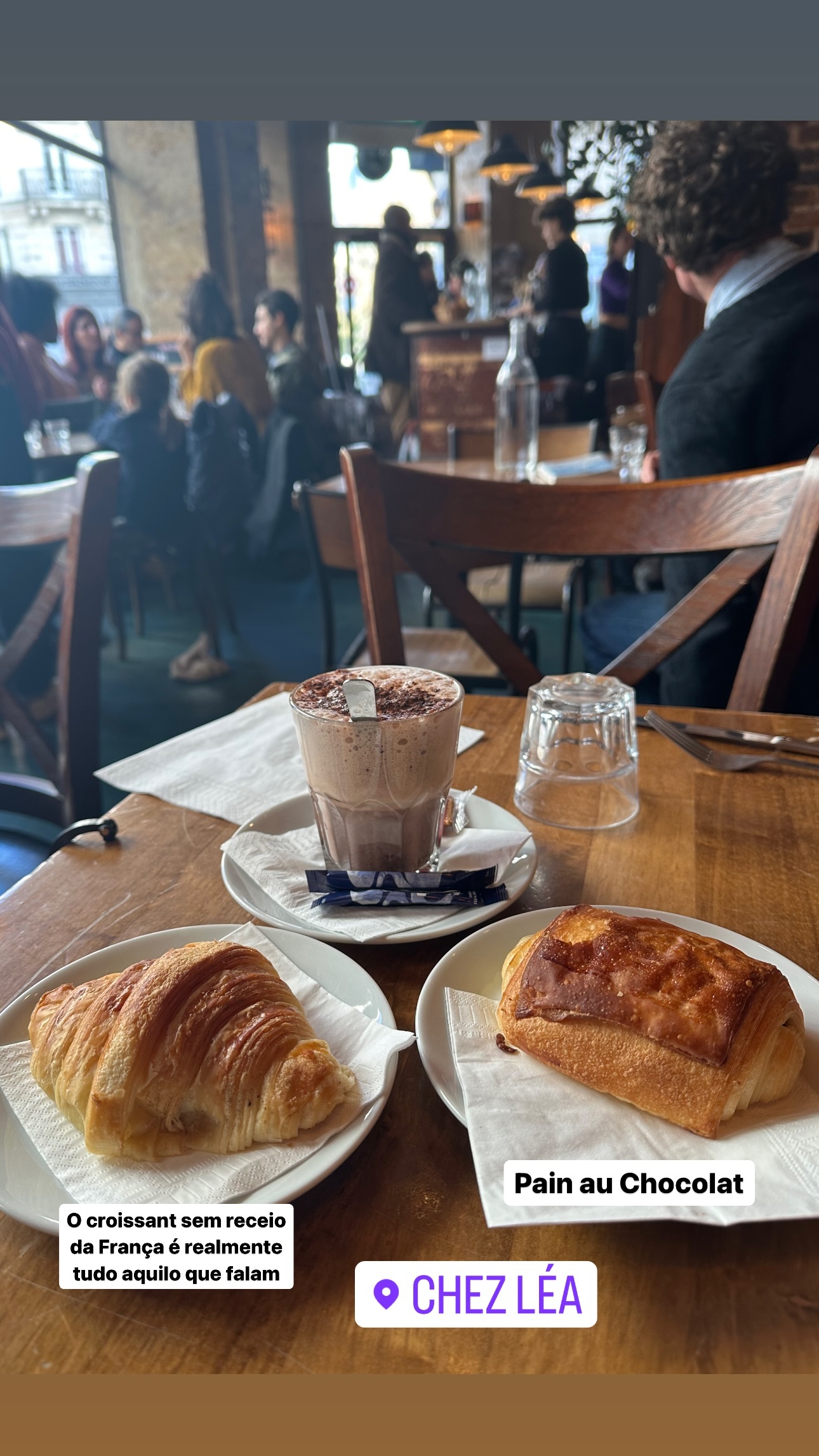 Pain au Chocolat O croissant sem receio da França é realmente tudo aquilo que falam