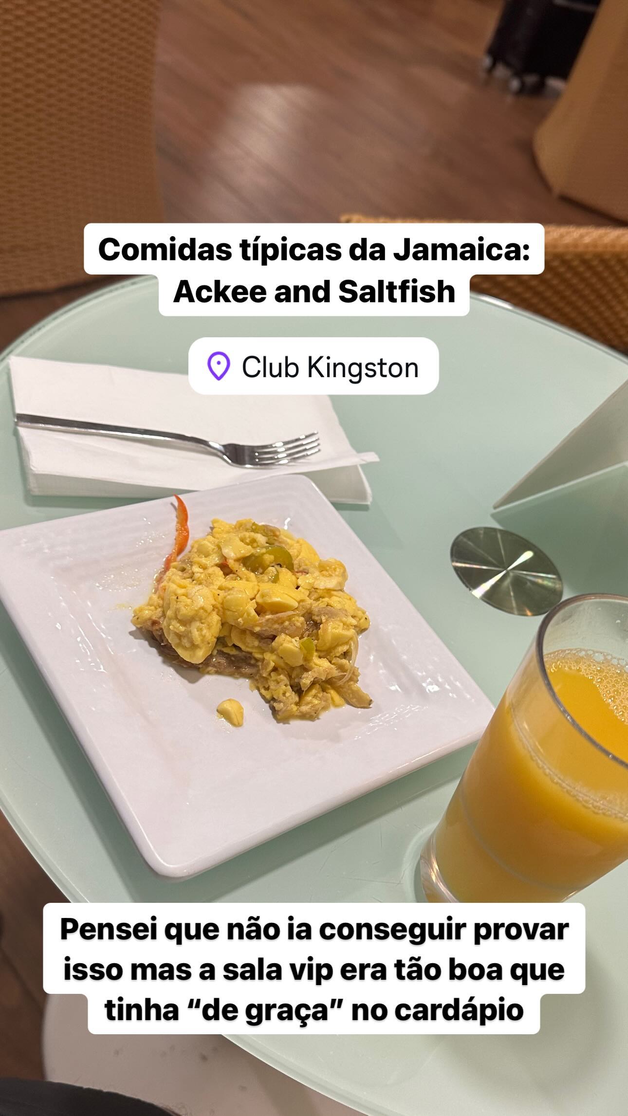 Comidas típicas da Jamaica: Ackee and Saltfish - Pensei que não ia conseguir provar isso mas a sala vip era tão boa que tinha "de graça" no cardápio