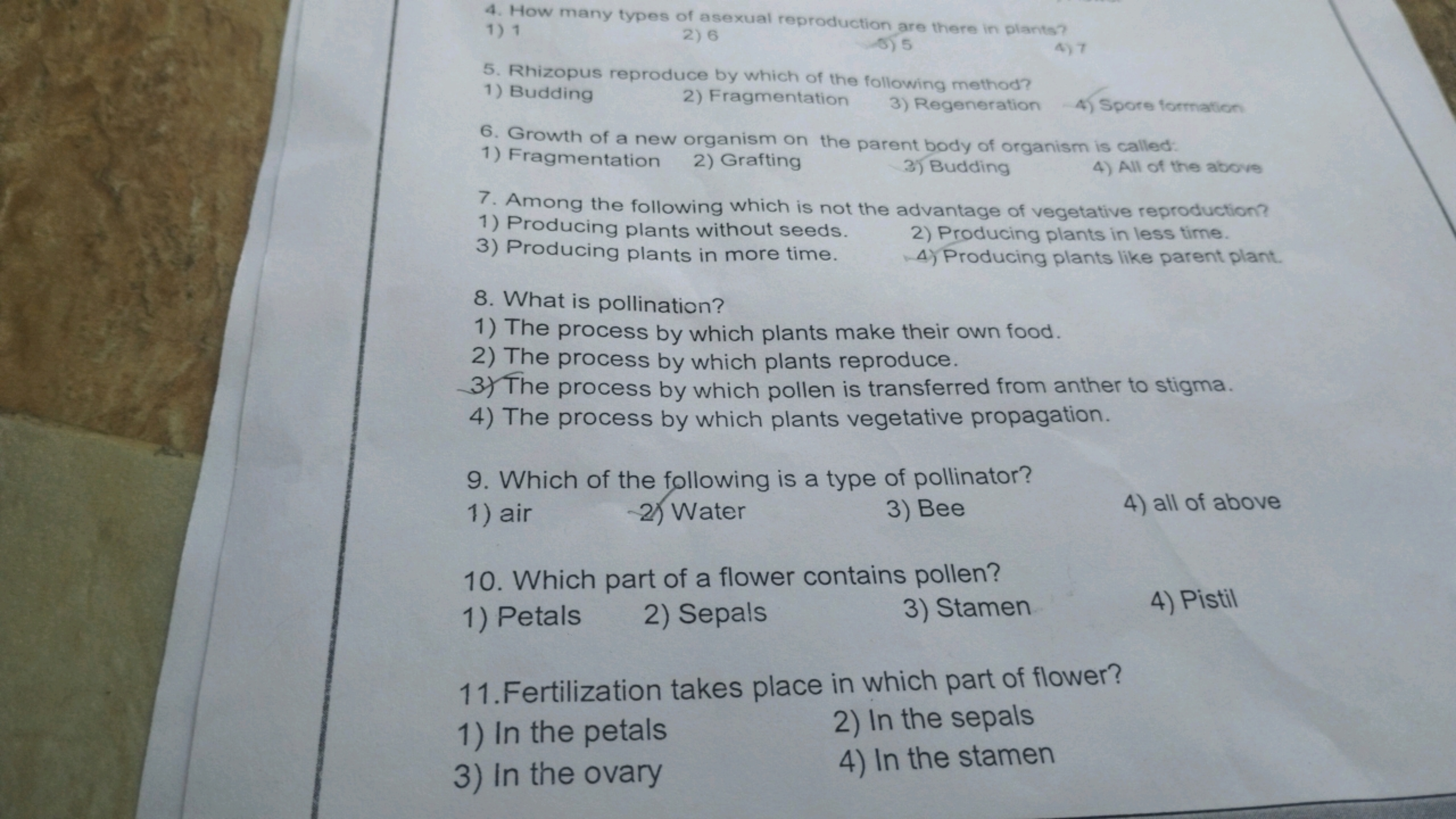 4. How many types of asexual reproduction are there in plants?
1) 1
5
