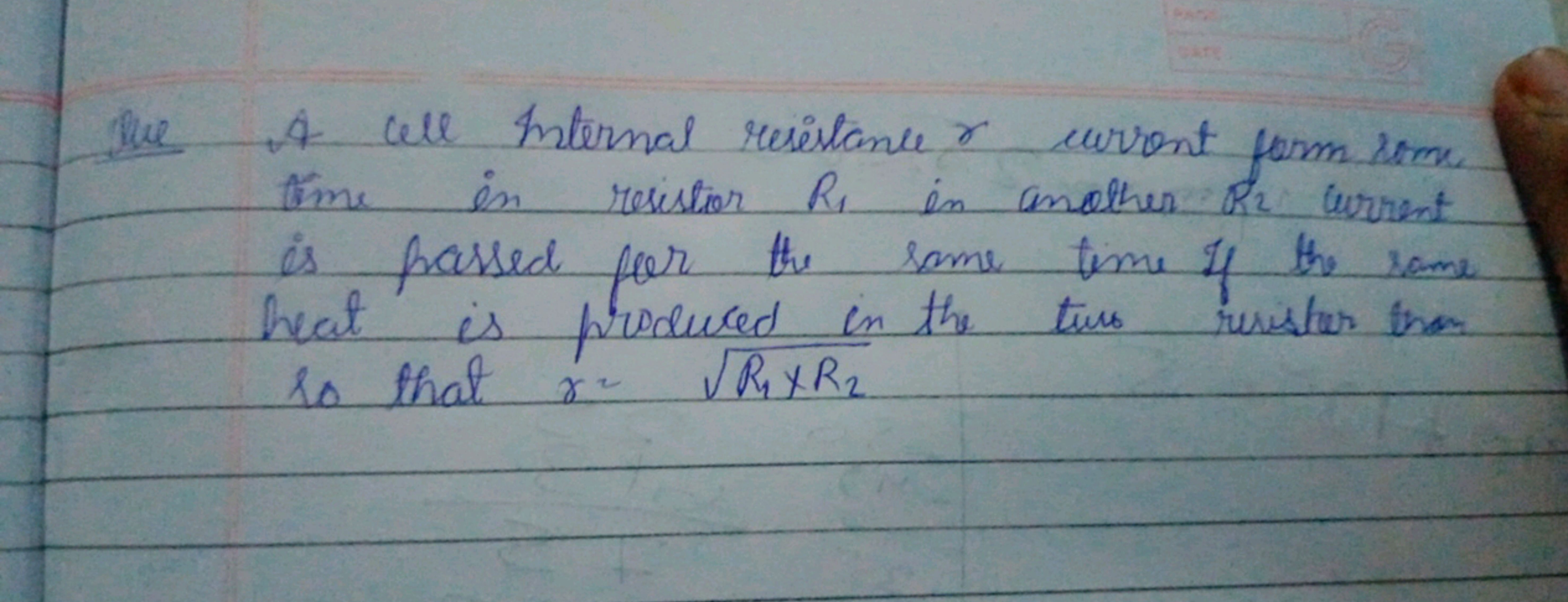 The 4 well internal resistance r current form som time in resistor R1​