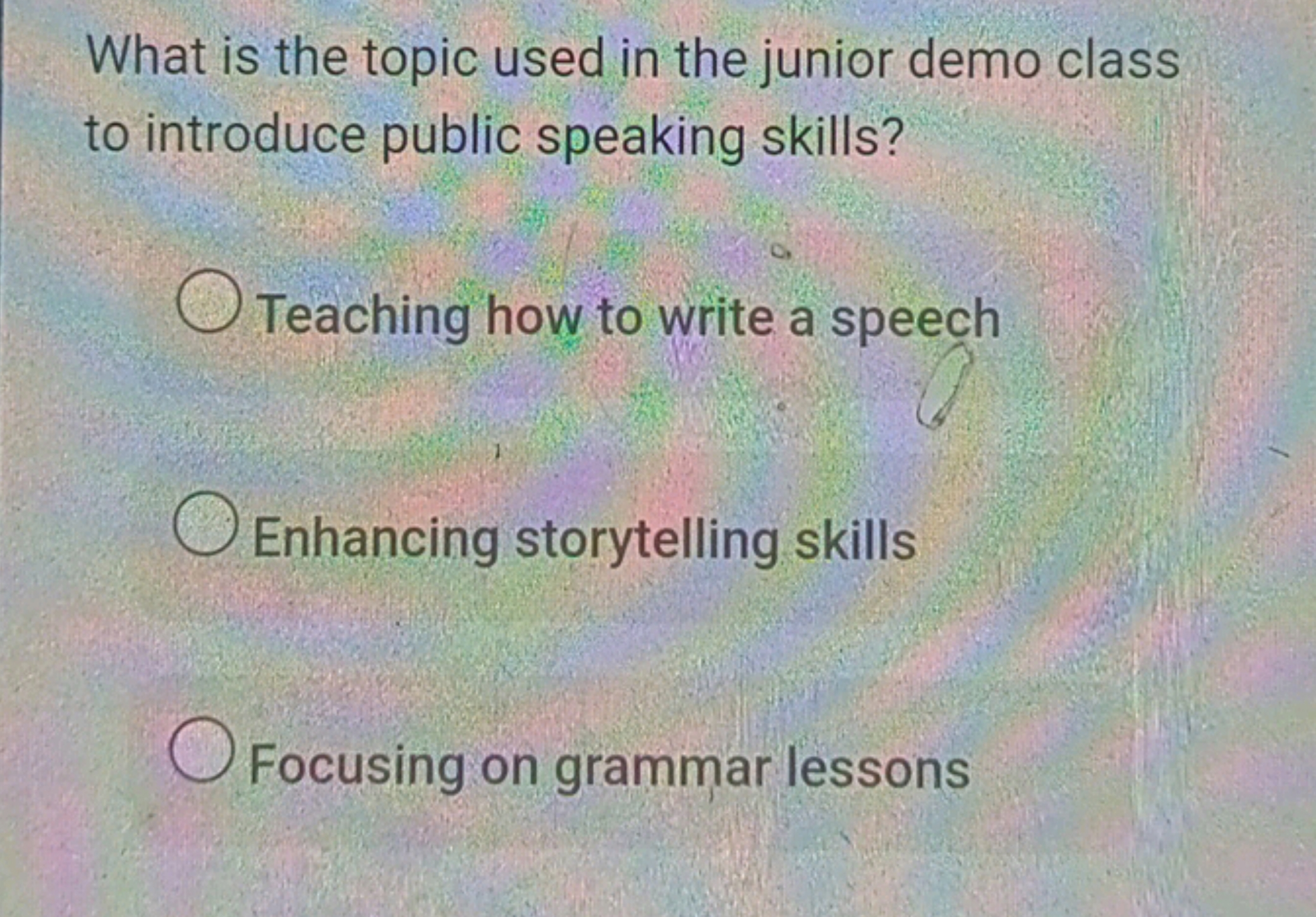 What is the topic used in the junior demo class
to introduce public sp