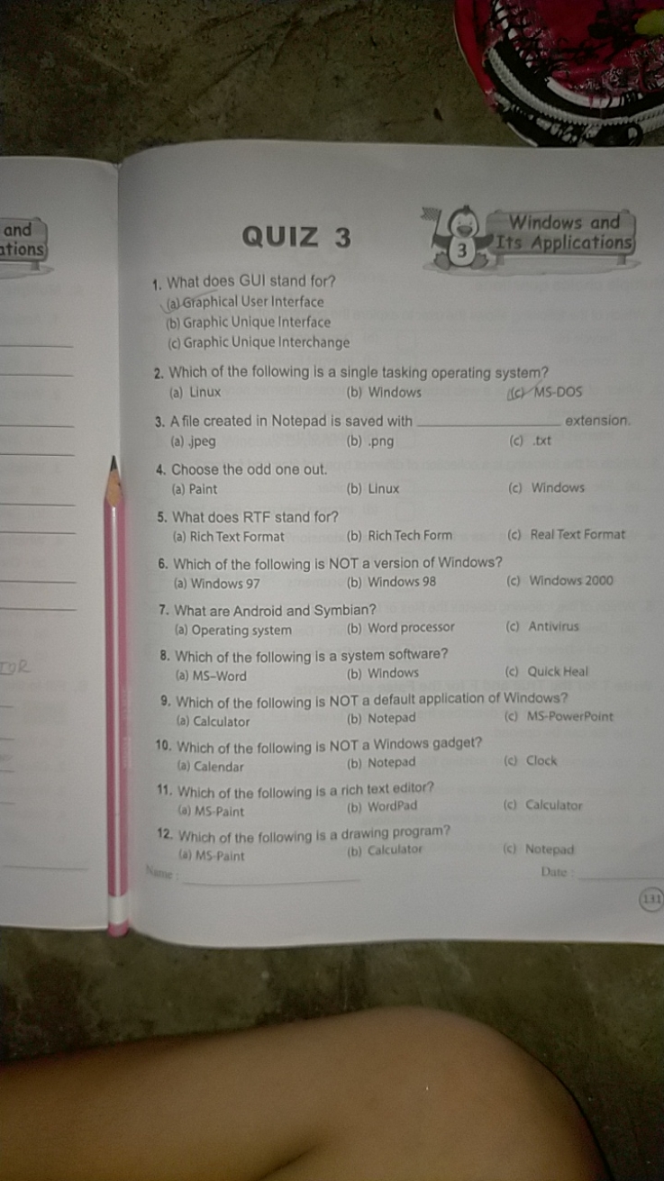 QUIZ 3
Windows and
Its Applications
3
1. What does GUI stand for?
(a) 