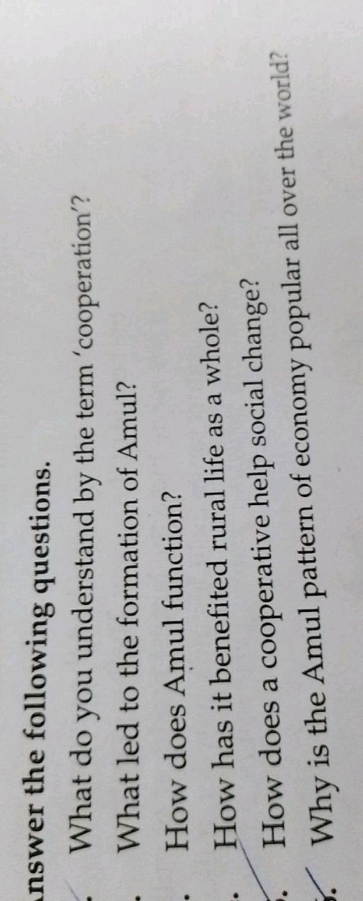 nswer the following questions.
What do you understand by the term 'coo