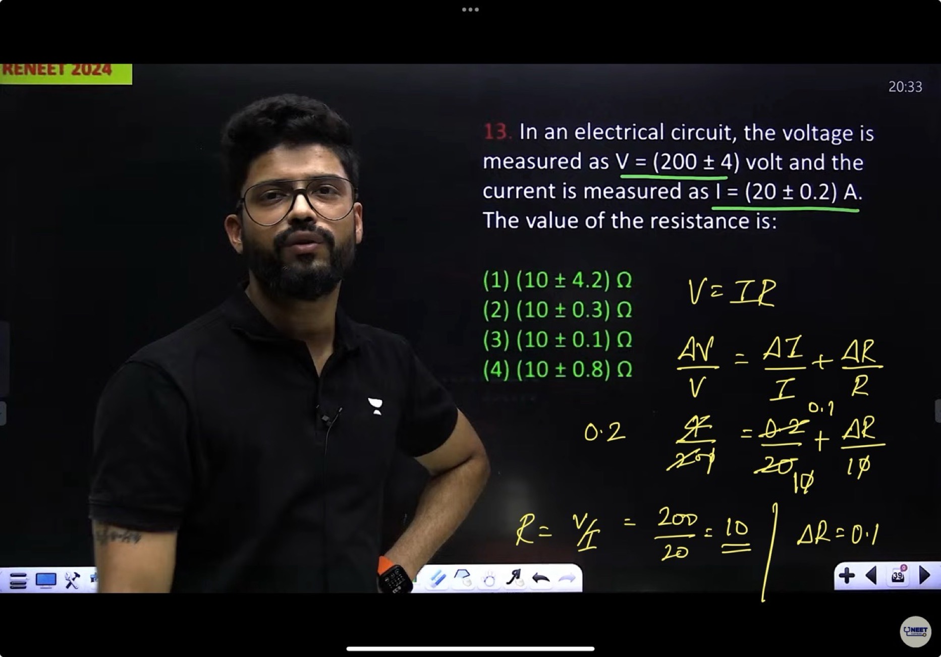 RIENIEEI 20<4
20:33
13. In an electrical circuit, the voltage is measu