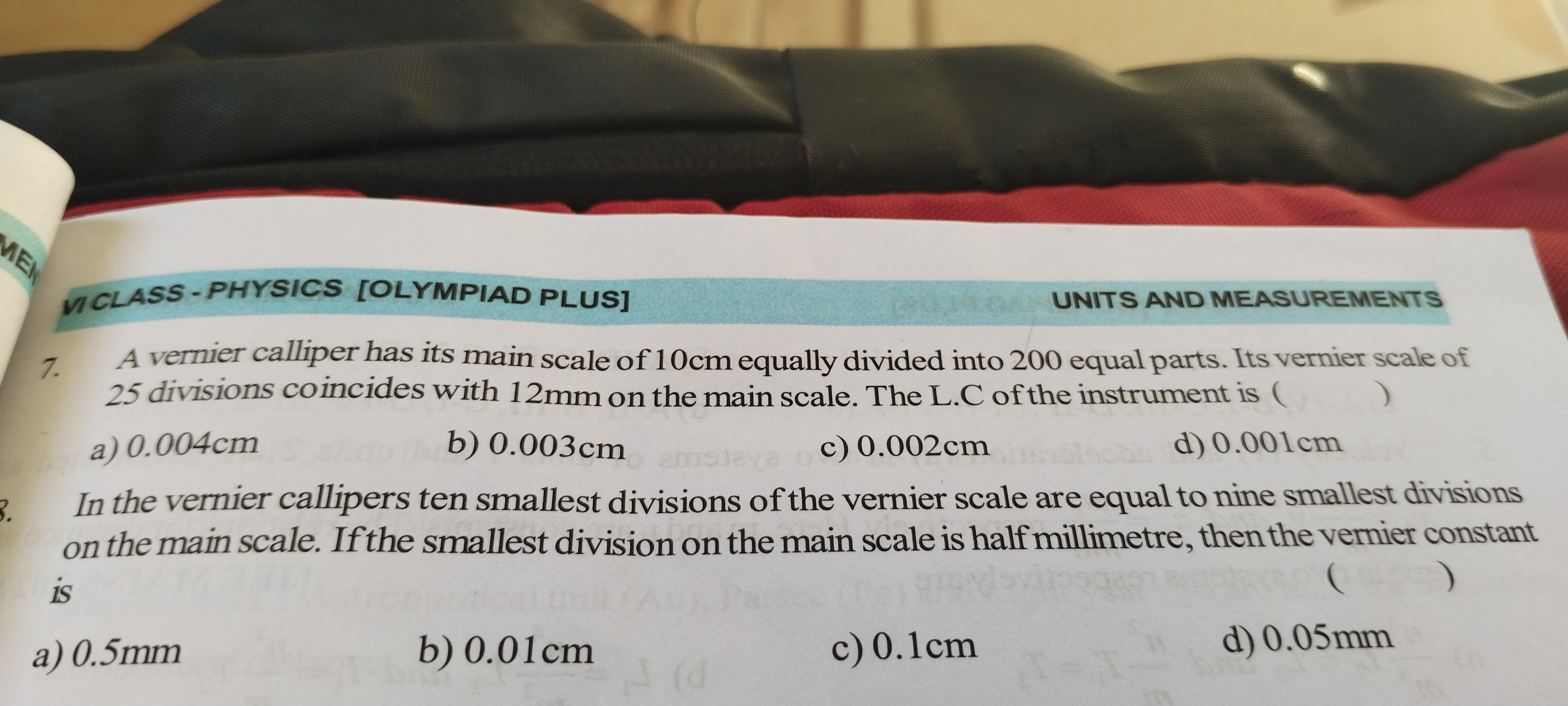 MEN CLASS-PHYSICS [OLYMPIAD PLUS]
3.
UNITS AND MEASUREMENTS
7. A verni