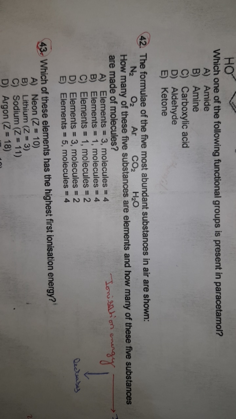 Which one of the following functional groups is present in paracetamol