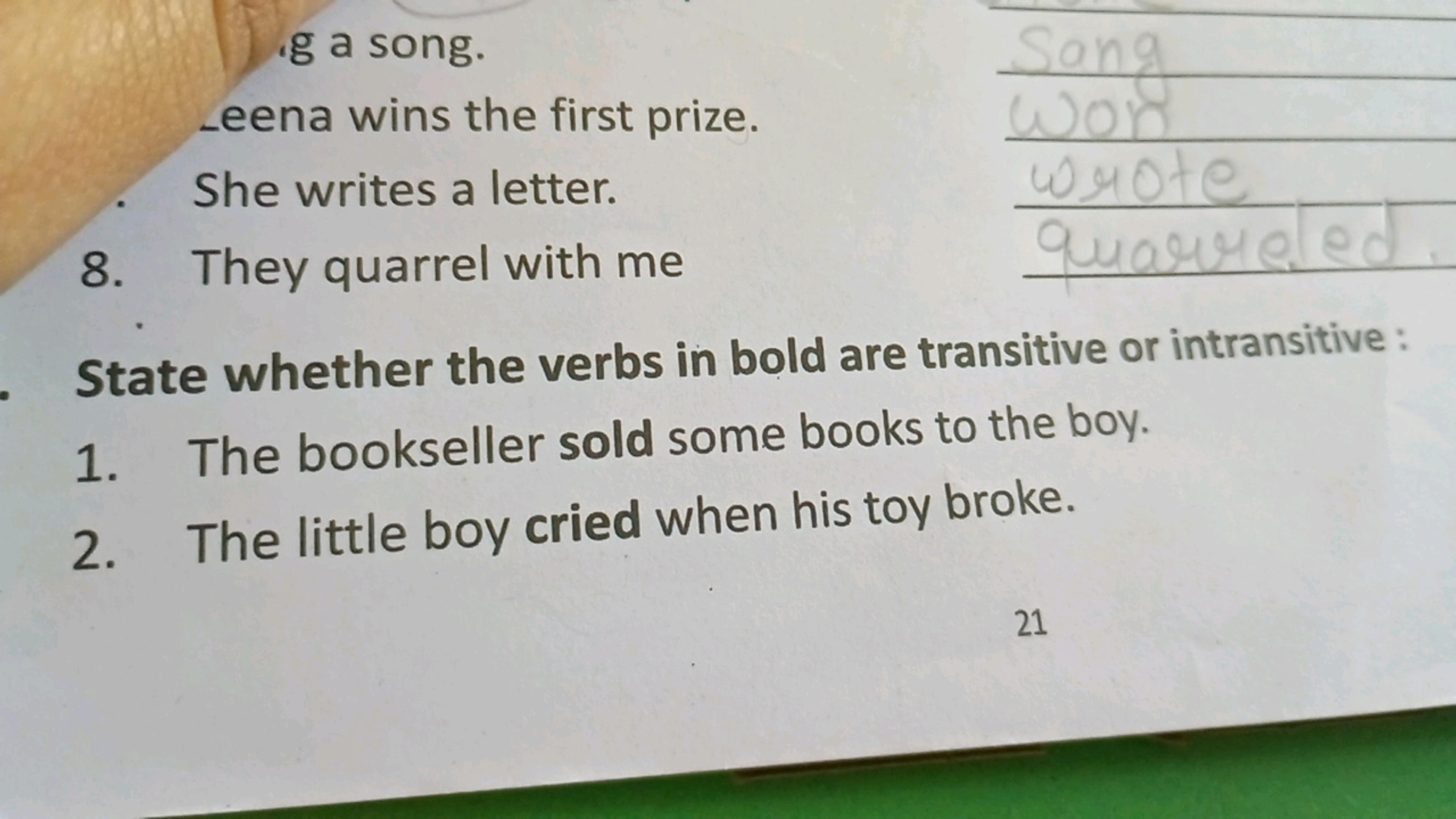 g a song.
-eena wins the first prize.
She writes a letter.
8. They qua