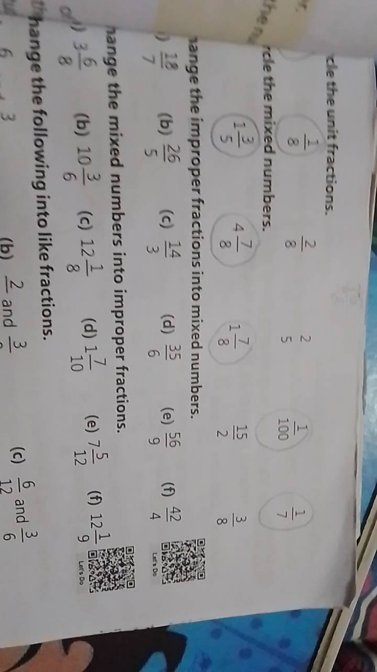 cle the unit fractions.
81​
82​
rcle the mixed numbers.
1001​
71​
153​