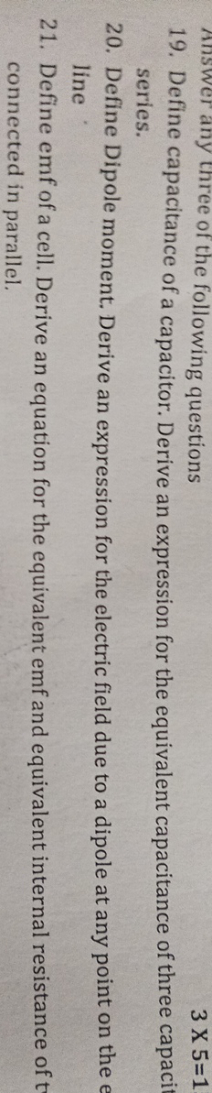 19. Define capacitance of a capacitor. Derive an expression for the eq