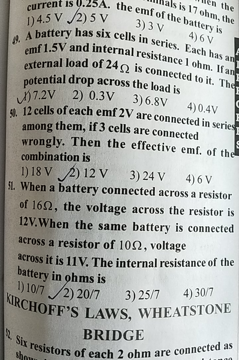 current is W.25A. the emf of th is 170hm, the  1) 4.5 V​ 2) 5 V​ 3) 3 