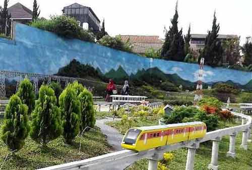 33-Wisata-Lembang-Bandung-03.-Taman-Miniatur-Kereta-Api