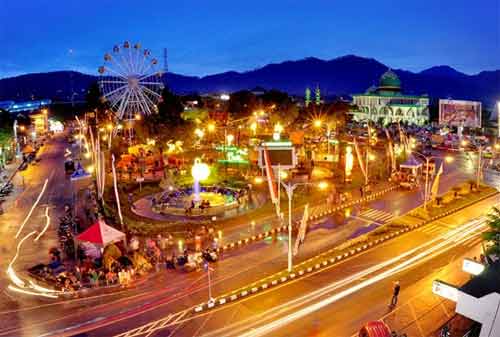 Tempat Wisata Malang - Alun-alun Batu