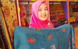 Kisah Sukses Sally Giovanny, Pebisnis Batik Trusmi 01 - Finansialku