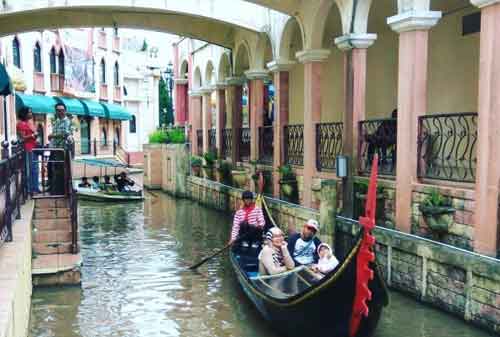 Wisata Bogor - 21 Little Venice Kota Bunga Puncak Bogor - Finansialku Wisata Bogor - 21 Little Venice Kota Bunga Puncak Bogor - Finansialku