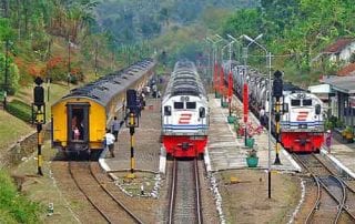 PT KAI Siapkan 20 Kereta Api Tambahan Hadapi Liburan Natal 2017 dan Liburan Tahun Baru 2018 01 - Finansialku