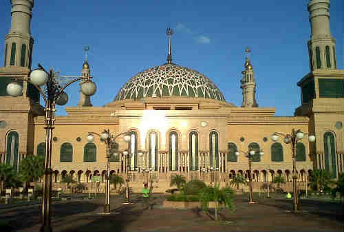 10 Masjid Termegah di Indonesia 05 Masjid Islamic Center Samarinda - Finansialku