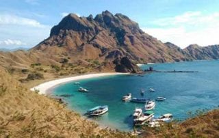 Liburan ke Labuan Bajo 01 - Finansialku