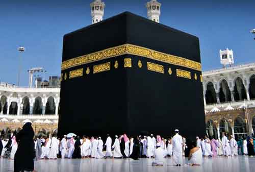 Wujudkan Impianmu! Begini Cara Berangkatkan Orang Tua Umrah 01 - Finansialku