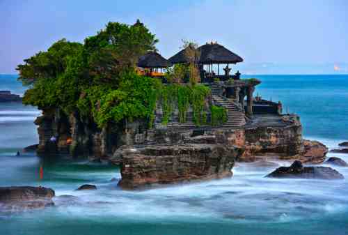 10 Hal Menarik yang Perlu Kamu Tahu Tentang Wisata Tanah Lot Bali, Kepo_ 03 - Finansialku