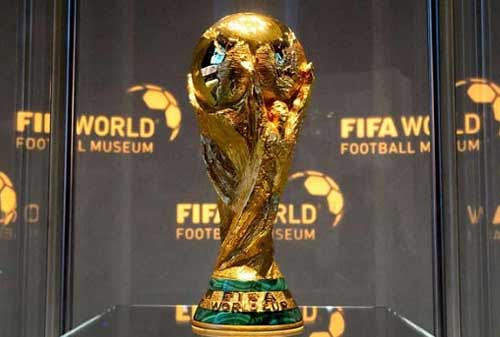 Piala Sepakbola Termahal Di Dunia 02 (Piala FIFA World Cup) - Finansialku