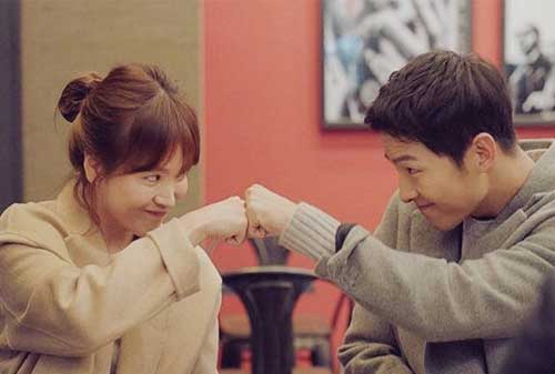 Fantastis! Harta Kekayaan Song Joong Ki dan Song Hye Kyo Bikin Geleng Kepala 03 - Finansialku