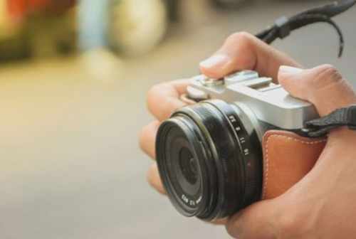 Gaji UMR Mau Beli Kamera Mirrorless 02 - Finansialku