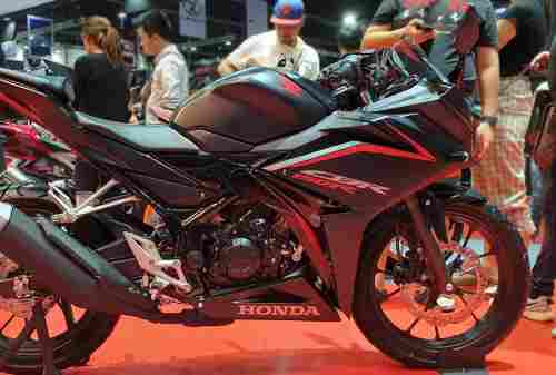 Meski Gaji Umr Bisa Lho Beli Honda Cbr 150 Gini Caranya