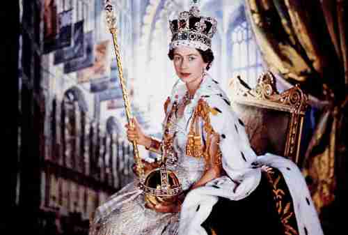 Kata-kata Bijak Ratu Elizabeth II, Wanita Hebat Kerajaan Inggris 03 - Finansialku