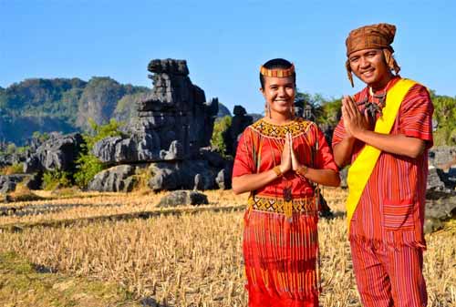 Jangan Kaget! Hitung Dulu Biaya Upacara Pemakaman Toraja