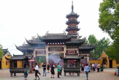 Mau Liburan ke Shanghai 06 Longhua Temple - Finansialku