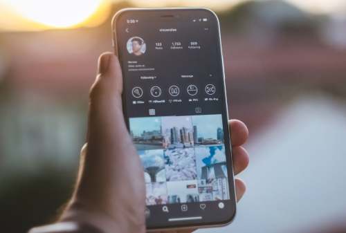 Keren, Instagram Bisa Dark Mode, Begini Cara Mengaturnya 01