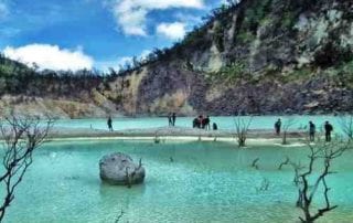 Cek Destinasi Wisata Kawah Putih 01 - Finansialku